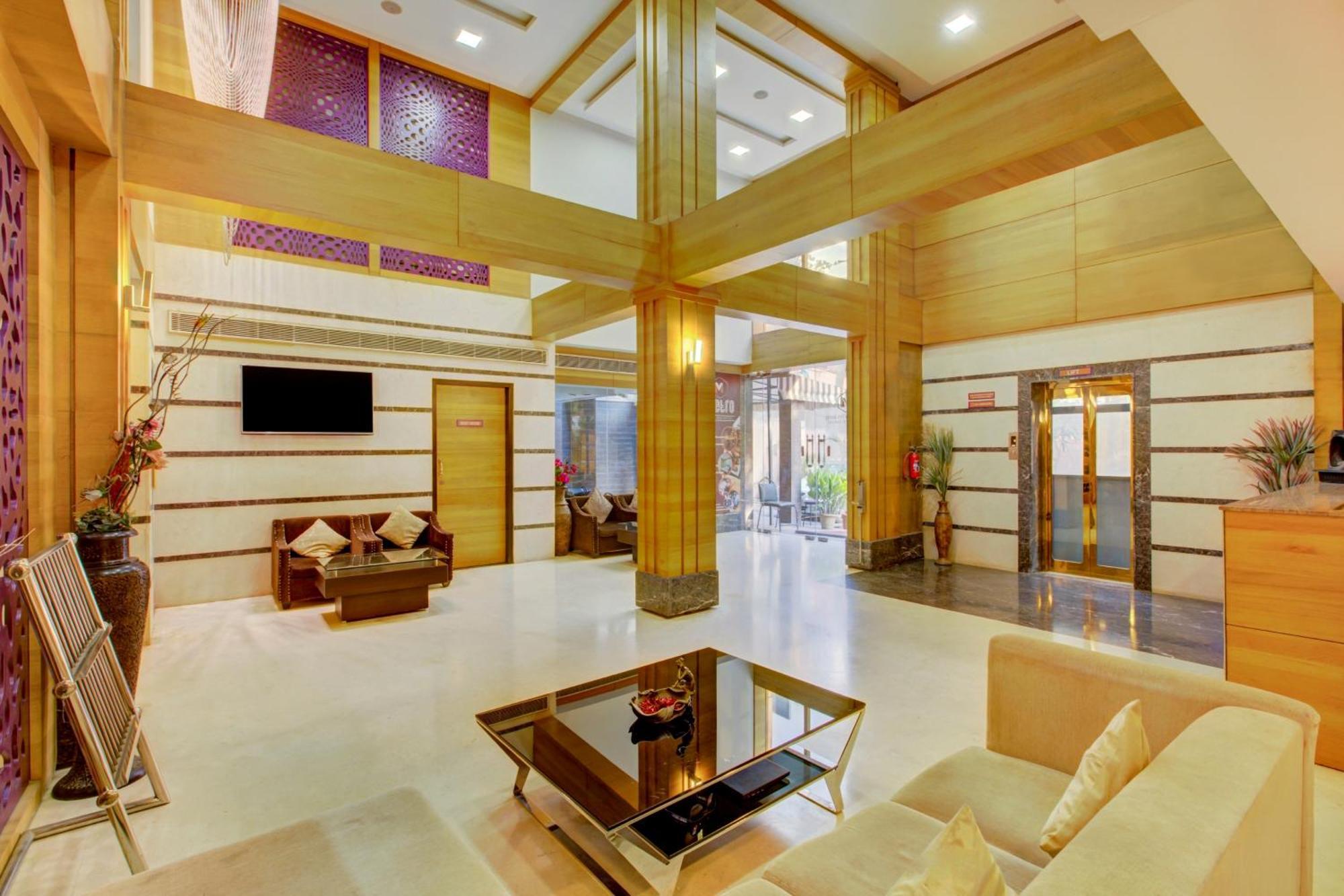 Super Townhouse Oak Jvh Hotel 班加罗尔 外观 照片