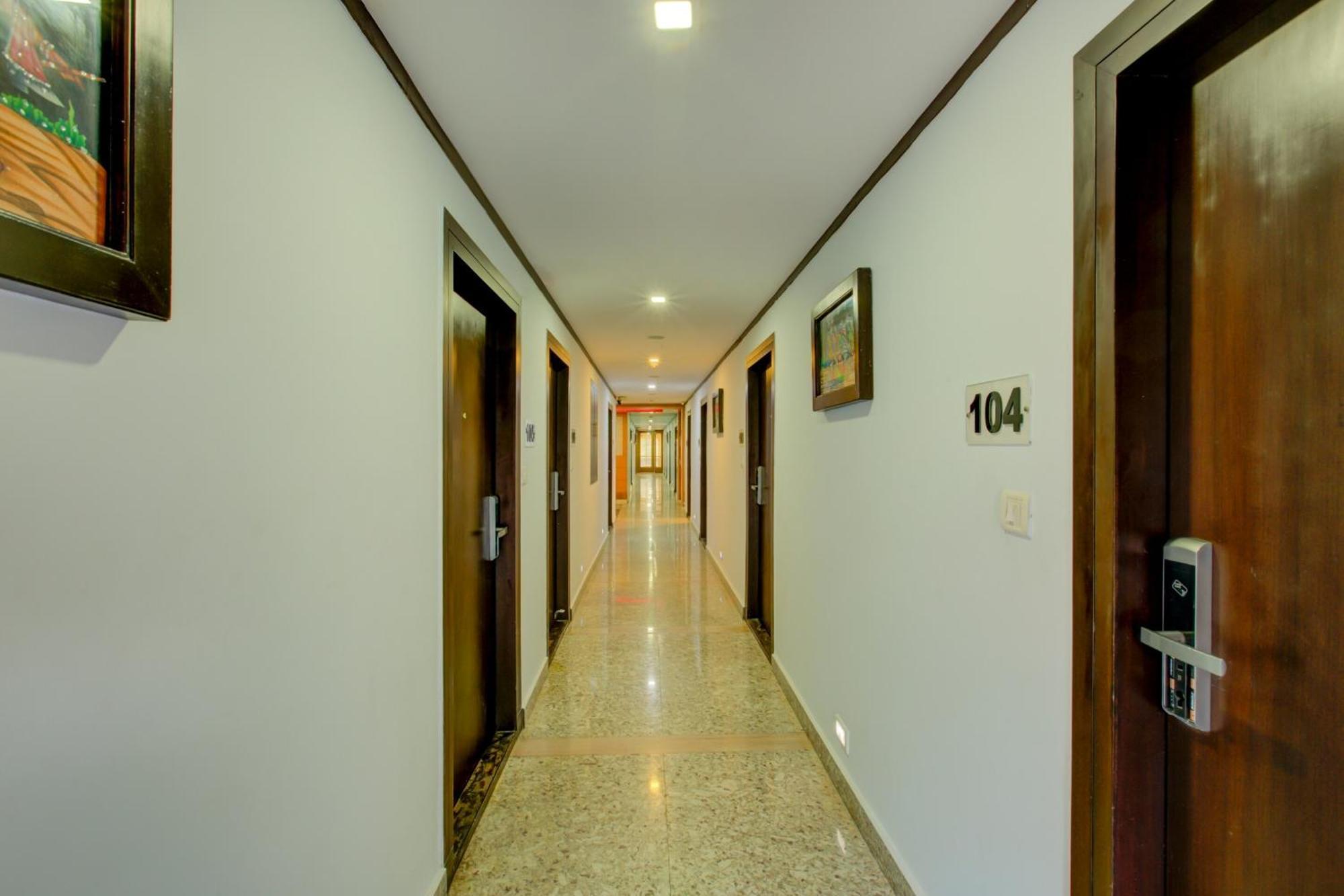 Super Townhouse Oak Jvh Hotel 班加罗尔 外观 照片