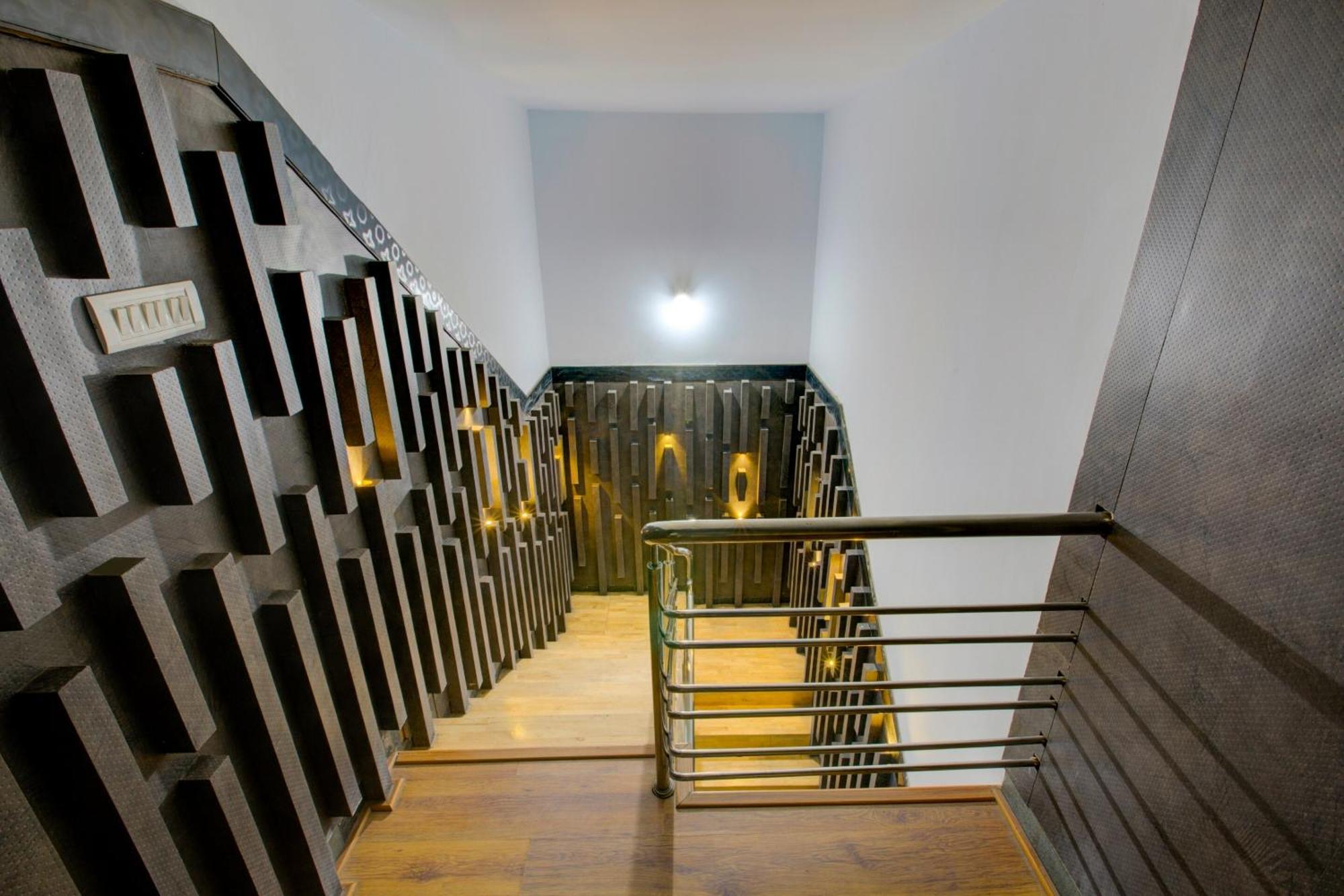 Super Townhouse Oak Jvh Hotel 班加罗尔 外观 照片